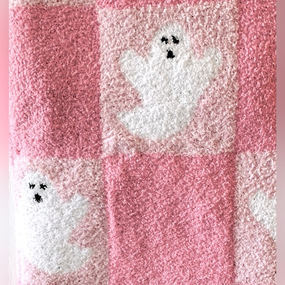 Cupcakes and Cashmere Halloween Pink Ghost Throw Blanket - Picture 4 of 6